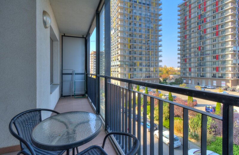 Splaiul Unirii, Vacaresti, Mihai Bravu, garsoniera Asmita Gardens,