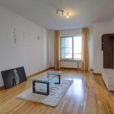 Splaiul Unirii, Vacaresti, Mihai Bravu, garsoniera Asmita Gardens